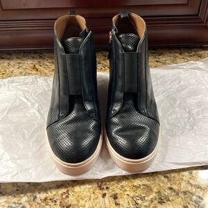 Linea Paolo wedge sneaker bootie size 8